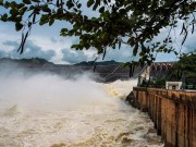 Tin tức - Hòa Bình công bố tình trạng khẩn cấp thiên tai, 20 người mất tích