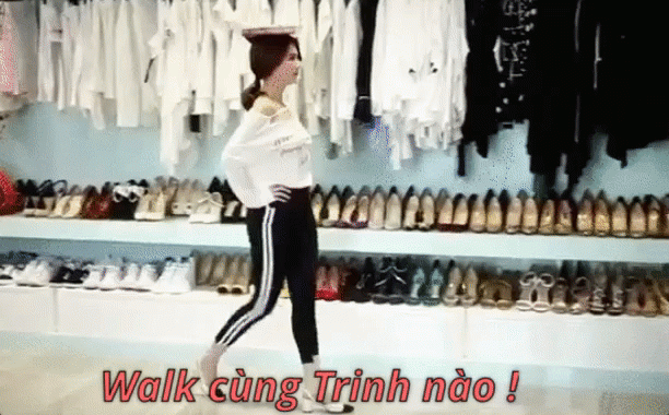 Đội sách catwalk như gió, liệu Ngọc Trinh có đủ chuẩn thi Hoa hậu Hoàn vũ không? - 1