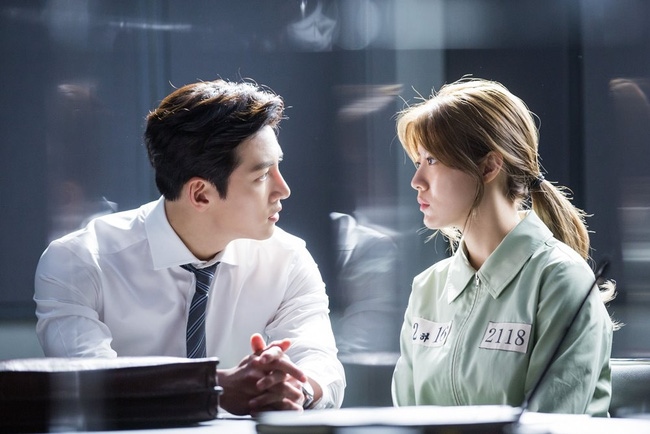 Ở bẩn, luộm thuộm nhưng không hiểu vì sao những nữ chính này vẫn yêu được “soái ca”? - 13