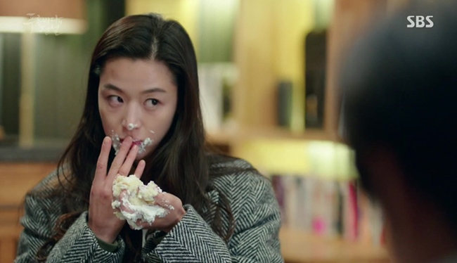 Ở bẩn, luộm thuộm nhưng không hiểu vì sao những nữ chính này vẫn yêu được “soái ca”? - 9