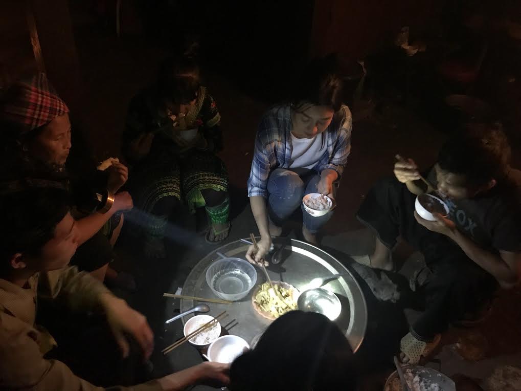 Đã liên lạc được với HH Đỗ Mỹ Linh sau khi bị cô lập trên vùng cao giữa cơn bão - 2