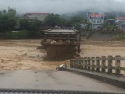Tin tức - Vụ sập cầu Thia ở Yên Bái: Thấy người rơi, quăng lưới cứu mà không được