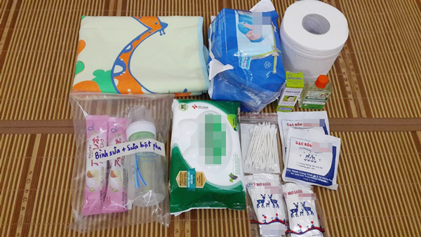 Bà mẹ sinh con lần 2 mách chiêu sắp xếp túi đồ đi đẻ vừa khoa học lại gọn nhẹ - 4