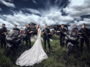 Eva Yêu - Ảnh cưới của chàng cảnh sát đặc nhiệm đẹp trai ngang "Hậu duệ mặt trời" khiến dân tình bấn loạn