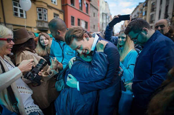 Thủ tướng trẻ nhất thế giới: Nhan sắc hệt như tài tử, sự nghiệp khiến nhiều người kinh ngạc - 5