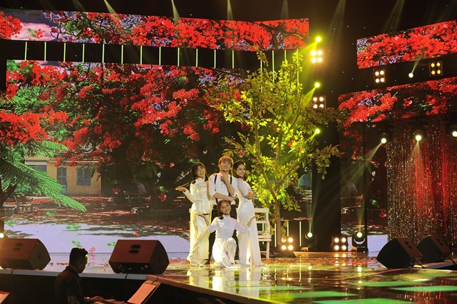 Chồng Cẩm Ly amp;#34;tốamp;#34; Đàm Vĩnh Hưng “đút lót” ê-kíp Tuyệt đỉnh song ca - 4