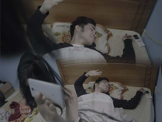 20/10 không có amp;#34;gấuamp;#34;, thanh niên tung ảnh amp;#34;diễn sâuamp;#34; cùng bạn gái vô hình khiến dân tình lác mắt - 6