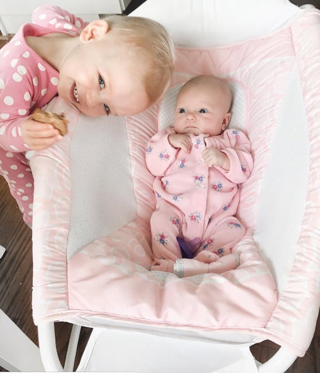 Bé sơ sinh khiếm thính đang gây sốt MXH ngoài đời thực còn đáng yêu hơn nhiều - 8