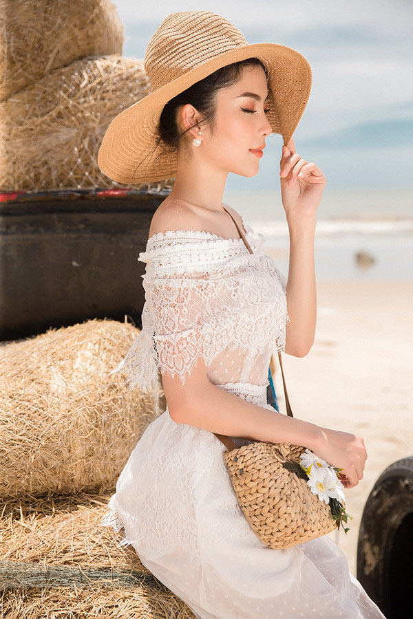 Đừng mặc đồ khoe vòng 1 để hẹn hò với chàng 20/10 nữa, xưa lắm rồi! - 4