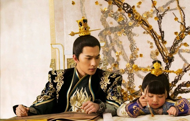 Học amp;#34;lỏmamp;#34; 365 kế khiến vợ vui vẻ mà chẳng tốn mấy đồng của các anh xã phim Trung - 2