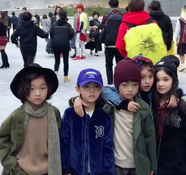 Tim loạn nhịp vì những ngôi sao thời trang nhí tại Seoul Fashion Week 2018 - 11