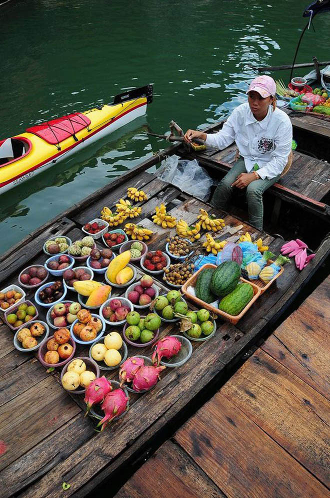 Những thuyền hoa quả đẹp lộng lẫy nơi miền sông nước - 6