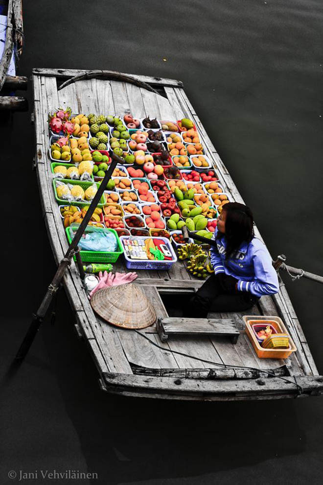 Những thuyền hoa quả đẹp lộng lẫy nơi miền sông nước - 7