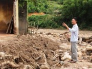 Tin tức - Thầy giáo thoát nạn trong mưa lũ: "Tôi không tin mình còn sống"