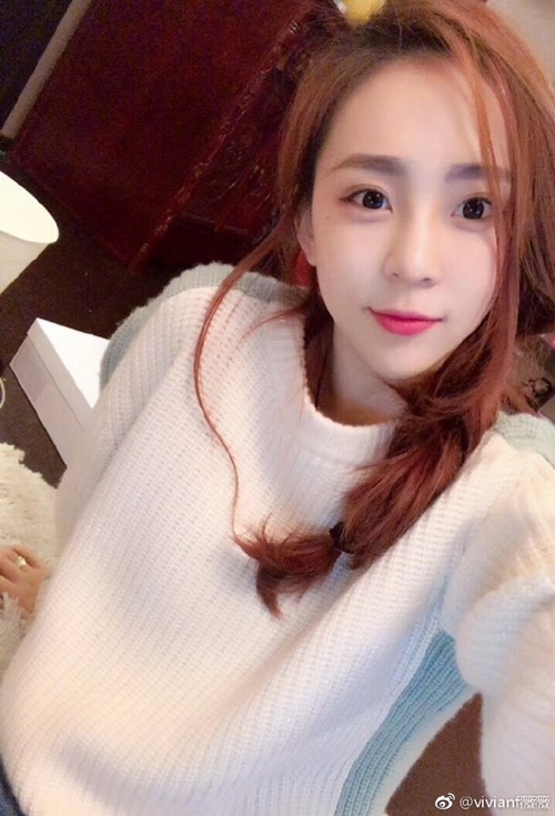 Bỏ 350 tỷ đồng mua quà tặng, trai xấu nhanh chóng tán đổ hot girl - 3