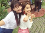 Xem & Đọc - Nhã Phương, Bảo Thanh trẻ trung như gái 18 trong phim mới của đạo diễn Người phán xử