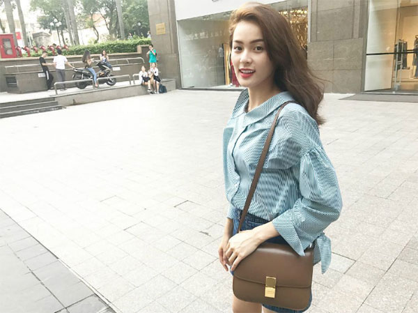 Sao Việt 24h: Cặp song sinh nhà Hồng Nhung yêu hết nấc bên mẹ ở Phú Quốc - 10