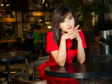 Diễn viên Kim Tuyến trải lòng về con gái sau tan vỡ hôn nhân