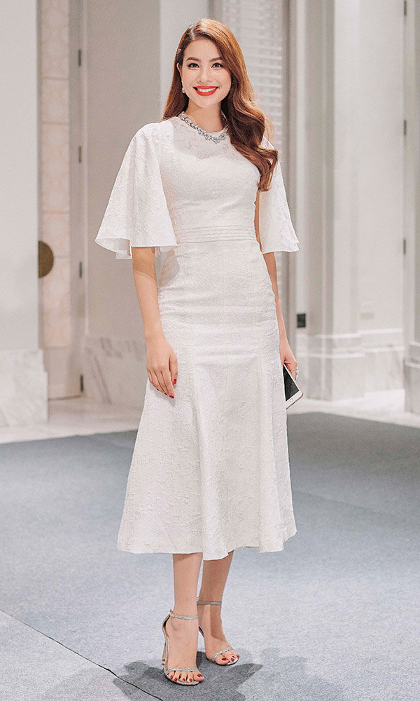 Sao mặc đẹp tuần: Cùng diện váy xanh, Phạm Băng Băng, Lý Nhã Kỳ nổi bật khó ai bằng - 8