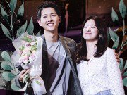 Làng sao - Ai cũng nghĩ Song Joong Ki yêu vợ hơn cho đến ngày thấy Song Hye Kyo đợi trong quán cafe