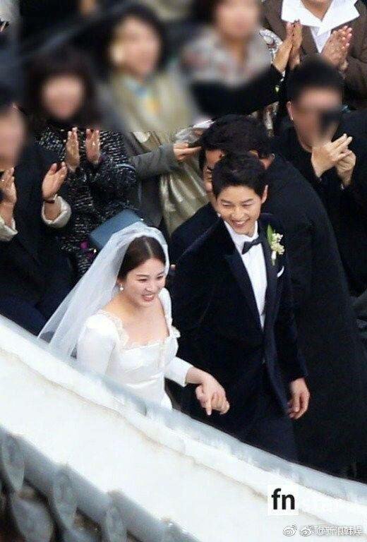 Đám cưới Song Joong Ki - Song Hye Kyo: Hôn lễ cổ tích đẹp nhất Hàn Quốc hôm nay - 26