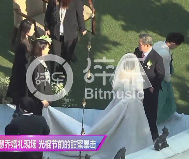 Đám cưới Song Joong Ki - Song Hye Kyo: Hôn lễ cổ tích đẹp nhất Hàn Quốc hôm nay - 44