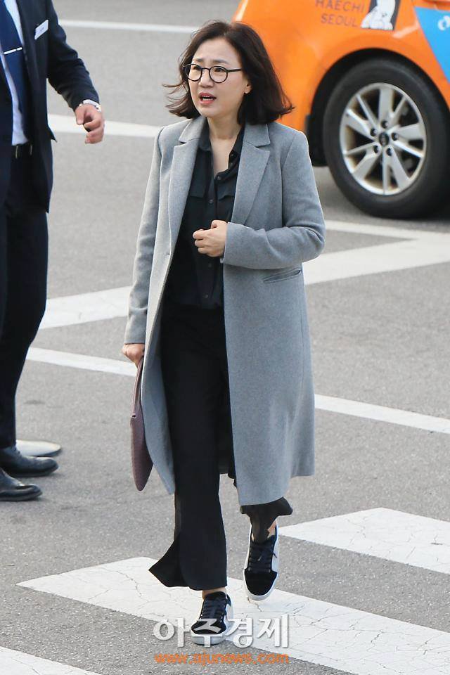 Chương Tử Di cùng dàn sao amp;#34;khủngamp;#34; xứ Hàn hội tụ đông đủ tại hôn lễ Song - Song - 3