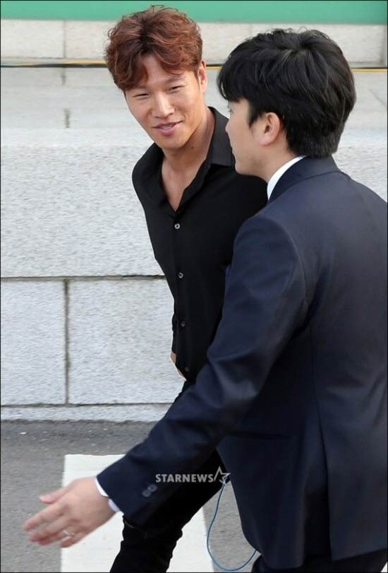 Chương Tử Di cùng dàn sao amp;#34;khủngamp;#34; xứ Hàn hội tụ đông đủ tại hôn lễ Song - Song - 10