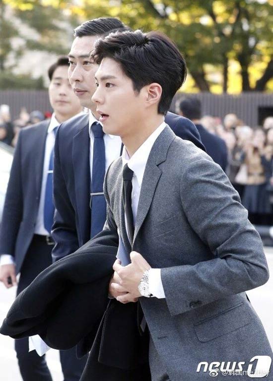 Chương Tử Di cùng dàn sao amp;#34;khủngamp;#34; xứ Hàn hội tụ đông đủ tại hôn lễ Song - Song - 7