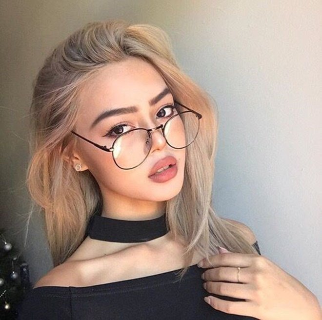 amp;#34;Đánh son môi tềuamp;#34;: hoặc lên đời nhan sắc, hoặc thảm họa ngay tức khắc! - 1