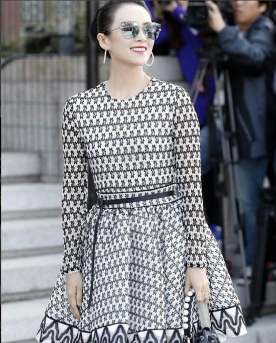 Chương Tử Di cùng dàn sao amp;#34;khủngamp;#34; xứ Hàn hội tụ đông đủ tại hôn lễ Song - Song - 1