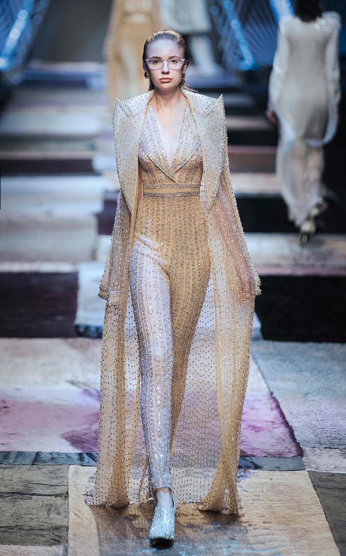 Cô amp;#34;nhân viên văn phòngamp;#34; Thanh Hằng biến hoá chóng mặt trong BST mới của Công Trí - 13