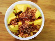 Clip Eva - Xoài lắc Sài Gòn: chua - cay - mặn - ngọt đủ vị tan trong miệng