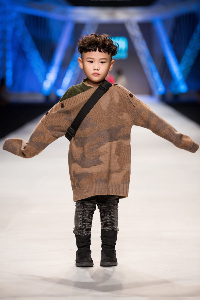 Khi những cô cậu mẫu nhí này catwalk, VNFW đã không còn là sân chơi chỉ dành cho người lớn! - 8