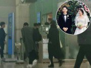 Làng sao - Bắt gặp Song Joong Ki - Song Hye Kyo kín đáo xuất hiện tại sân bay đi nghỉ trăng mật