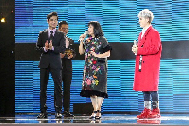 Cặp đôi hoàn hảo: Con gái ca sĩ Cẩm Vân nháy mắt ra hiệu mẹ amp;#34;duyệtamp;#34; Đức Phúc - 5