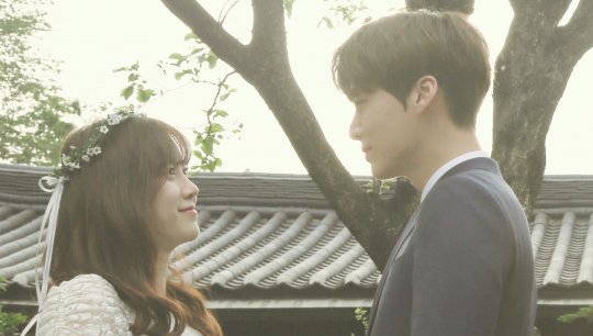 Lộ ảnh hiếm hoi trong đám cưới Goo Hye Sun - Ahn Jae Hyun - 1