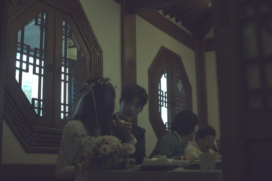 Lộ ảnh hiếm hoi trong đám cưới Goo Hye Sun - Ahn Jae Hyun - 4