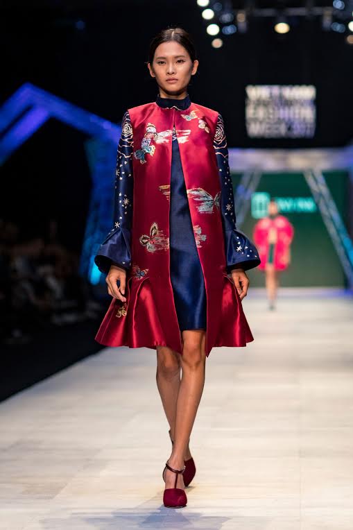 Hoạ tiết vẽ lên ngôi tại  Vietnam International Fashion Week 2017 - 6