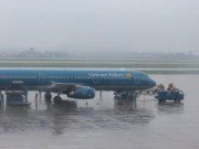 Tin tức - Bão số 12: Hủy các chuyến bay đến 6 tỉnh miền Trung, đường sắt tại Phú Yên bị phong tỏa