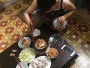 Bếp Eva - Sự thật bất ngờ về anh chồng nấu trăm món ngon chiều vợ đang được chị em khen nức nở