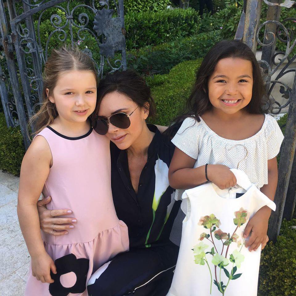 Bỏ ngoài tai những lời chê xấu con gái, Victoria khoe video Harper trổ tài ca hát cực đỉnh - 5