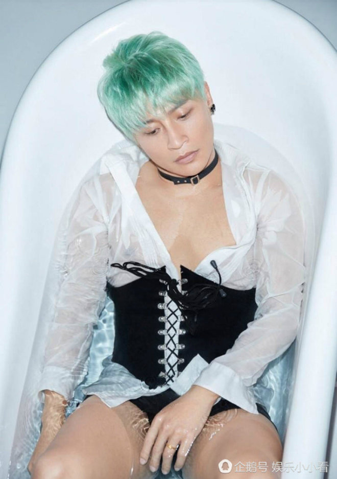 Chán diện đồ da bó, amp;#34;Nhĩ Tháiamp;#34; Trần Chí Bằng lại mặc corset nữ khiến khán giả giật mình - 4