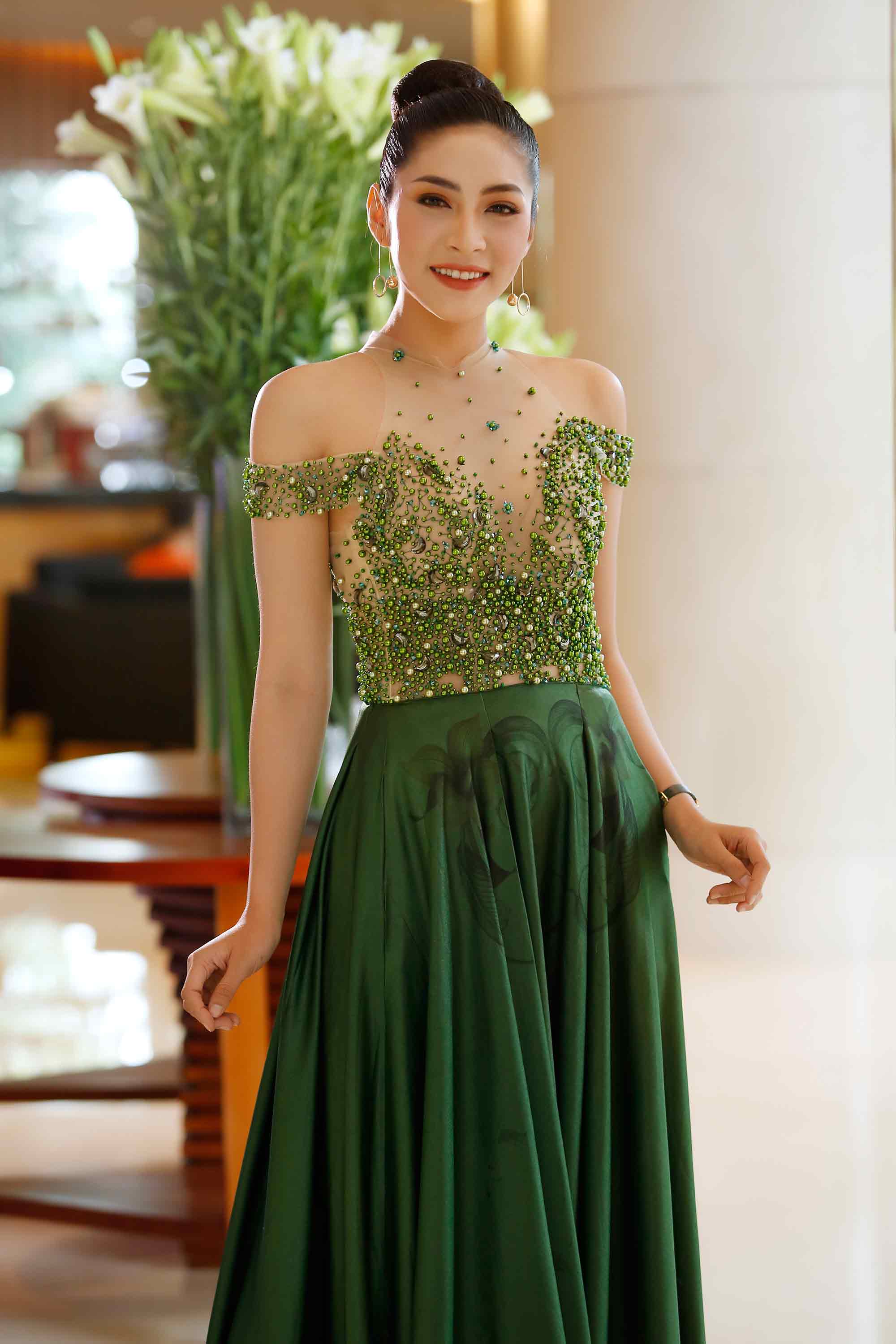 HH Kỳ Duyên lần đầu hội ngộ MC Nguyễn Cao Kỳ Duyên tại sự kiện - 6