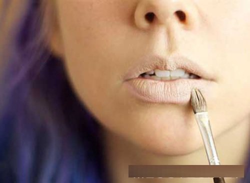 Không phải sao nữ nào, Đào Bá Lộc mới là người khiến chị em muốn học mẹo đánh son đẹp! - 5
