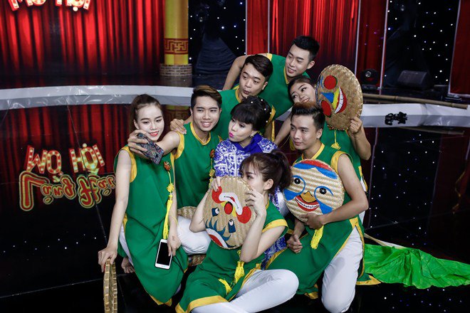 Việt Hương - Đại Nghĩa khiến dân tình amp;#34;hoa mắtamp;#34;, BB Trần lộng lẫy trong hậu trường chung kết - 6