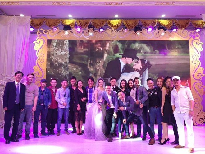 Đám cưới amp;#34;Trần Tú - Người phán xửamp;#34;: Công Lý cùng bạn gái và đồng nghiệp tưng bừng tới dự - 2