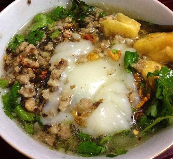 Điểm mặt hàng bánh đúc nóng siêu rẻ, ngon hết xảy khi trời lạnh - 2