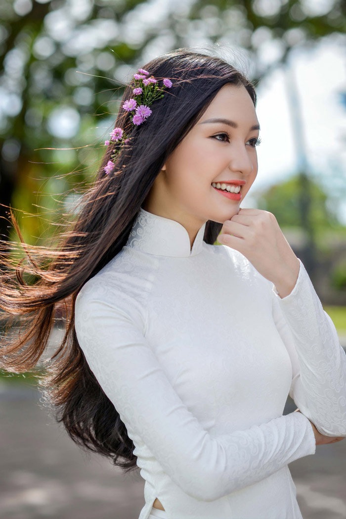 Chính vì những lí do này, mà cứ mỗi tháng, chúng ta lại có thêm 1 cuộc thi Hoa Hậu! - 7