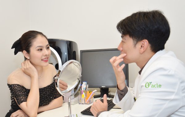 Người đẹp Lý Phương Châu xuất hiện rạng rỡ đọ sắc Vân Trang - 3